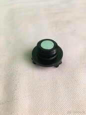 Olejové víčko YZF - 2