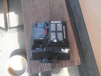 3V0 035 502 jednotka bezdrátového nabíjení superb3 - 2