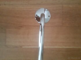 Nové chrom.držáky na ručník, 55cm - 2