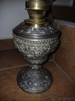 Starozitna petrolejova lampa - 2