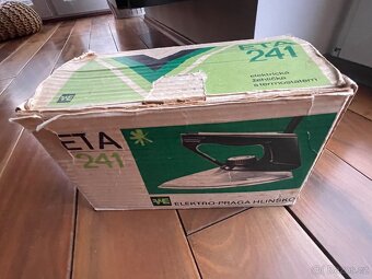 Žehlička ETA 241 - 2