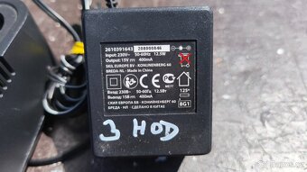 Nabíječka aku vrtačky Skil - 2