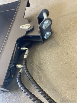 Hydraulicky naklápěcí svahová lžíce 800mm minibagr - 2