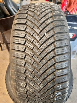 215/50 R17 95V zimní Yokohama - téměř nové - DOT 2023 - 2