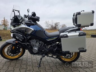 CFMOTO 800 MT Touring, 2022 - 2