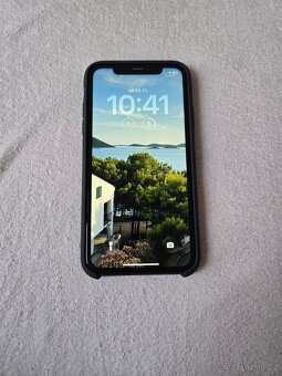 Iphone 11 128 gb stav baterie 79% - 2