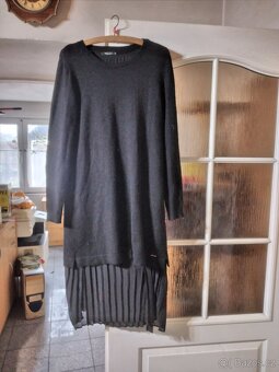 Svetrové šaty vel. M - 2