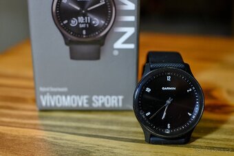 Sportovní chytré hodinky Garmin Vivomove Sport - 2