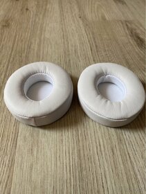 Náušníky pro sluchátka Beats Solo3 Wireless - bílé (NOVÉ) - 2