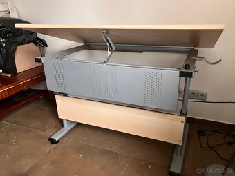 Polohovací psací stůl - 2