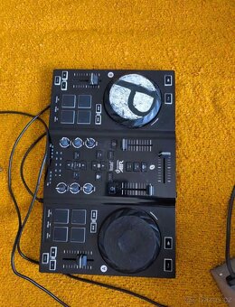 Receiver + subwoofer + DJControl - 2