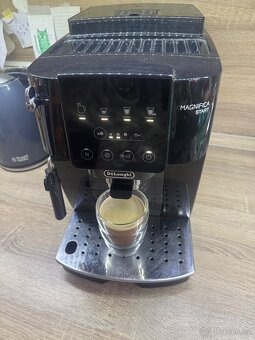 Dotykový kávovar delonghi magnifica start - 2