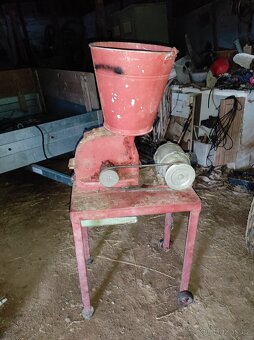 Šrotovník na obilí - 2