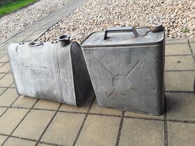 České  kanystry do veteránú - 2