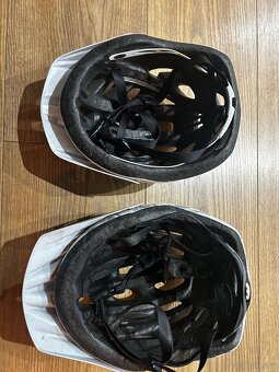 Cyklistická helma GIRO - 2