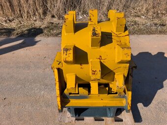 Ježkovy válec pro bagry 12-24t - 2