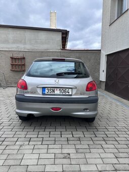Peugeot 206 - 2