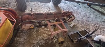 Nahrabovač / Shrnovač sena malotraktor - 2