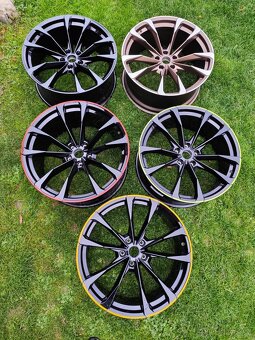 LAMBORGHINI URUS 23" DISKY - 2