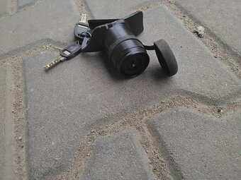 Zámek na řadící páku - 2