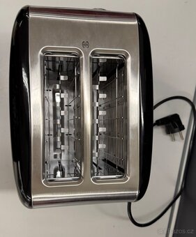 KitchenAid toustovač 5KMT221EOB černý - 2