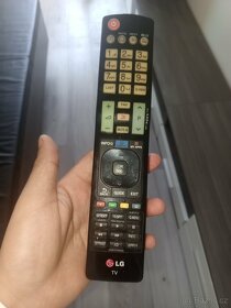 LG TV 120cm - 2
