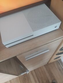 Xbox one s - 2