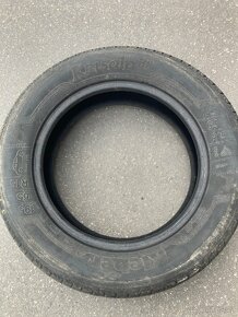 2 zimní pneu Kleber Krisalp 196/65 R15 - dojezd - 2