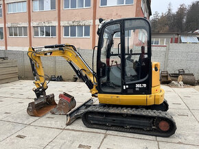 CAT 302.7 DCR POWERTILT - 2