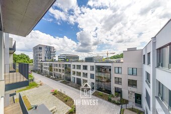 Pronájem moderního 1+kk v projektu Neugraf, 33 m2 – Smíchov, - 2