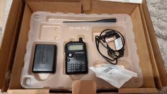 Kenwood TH-F7E v perfektním stavu – rarita - 2