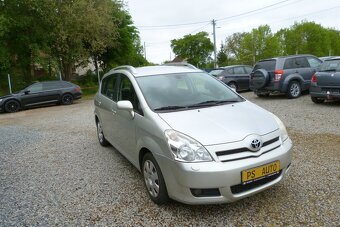 Toyota Corola Verso 1.8i 16v automat 7 míst - 2