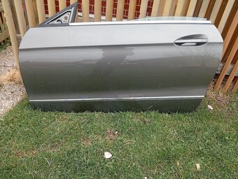 MERCEDES BENZ E COUPE C207 DVEŘE LEVÉ Z AUTA RV 2010 KOMPLET - 2