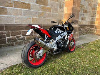 Aprilia Tuono V4 1100 Factory - 2
