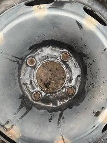 Prodám sadu disků 6,5Jx15H2 ET27, 185/60/R15 - 2