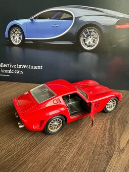 Ferrari 250 GTO (1962) Made in Italy model 1:24 Bburago - 2