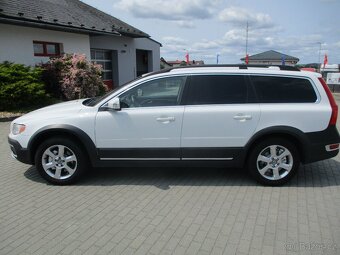 Volvo XC70 2,4D5 120KW Momentum Man. AWD 2012 DPH - 2