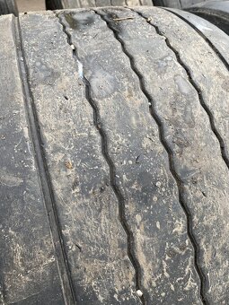 Nákladní pneumatiky 435/50 R19,5 - 2