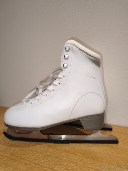 Dámské lední brusle vel.40 - 2