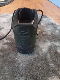 Nenošené Nike boty Air Force 1 '07 WB - 2