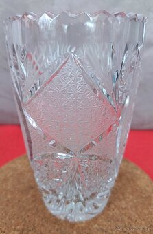 Broušená váza - 2