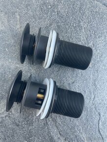 RAV výpusť umyvadlová CLICK-CLAK 5/4 - černá matná - 2