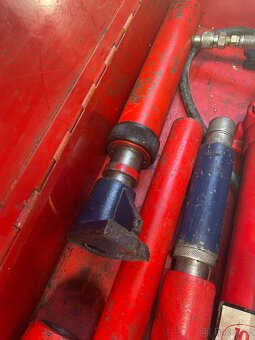 Hydraulická rozpínací souprava - 2