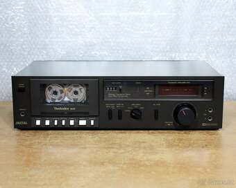 Kazetový magnetofon Technics M-24. - 2