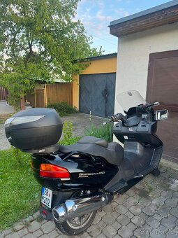 Suzuki Burgman 650 Executive - 2