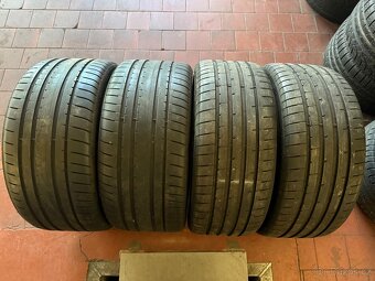 275/30/20 a 245/35/20 - 2