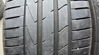 Letní pneu 245/40/18 Hankook - 2