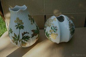 Dvě krásné, staré, zajímavé porcelánové vázy - 2