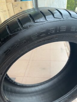 Nokian 235/50 r19 - 2