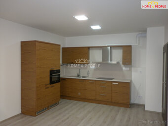 Pronájem bytu 2+kk, 50m2, Milovice - 2
